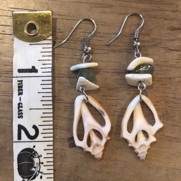 Shell necklace & earrings - Picture 6 of 7